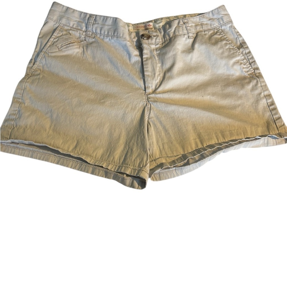 Dockers Women's Casual Tan Chino Cuffed Shorts size 14